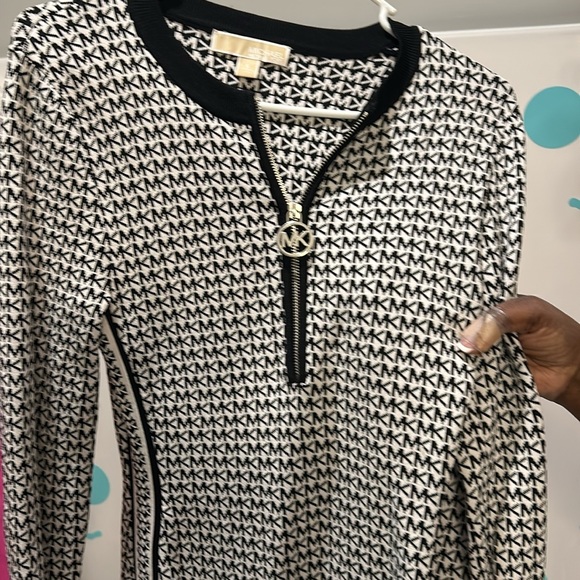 MK Long sleeve black and white logo dress size small - Picture 4 of 5